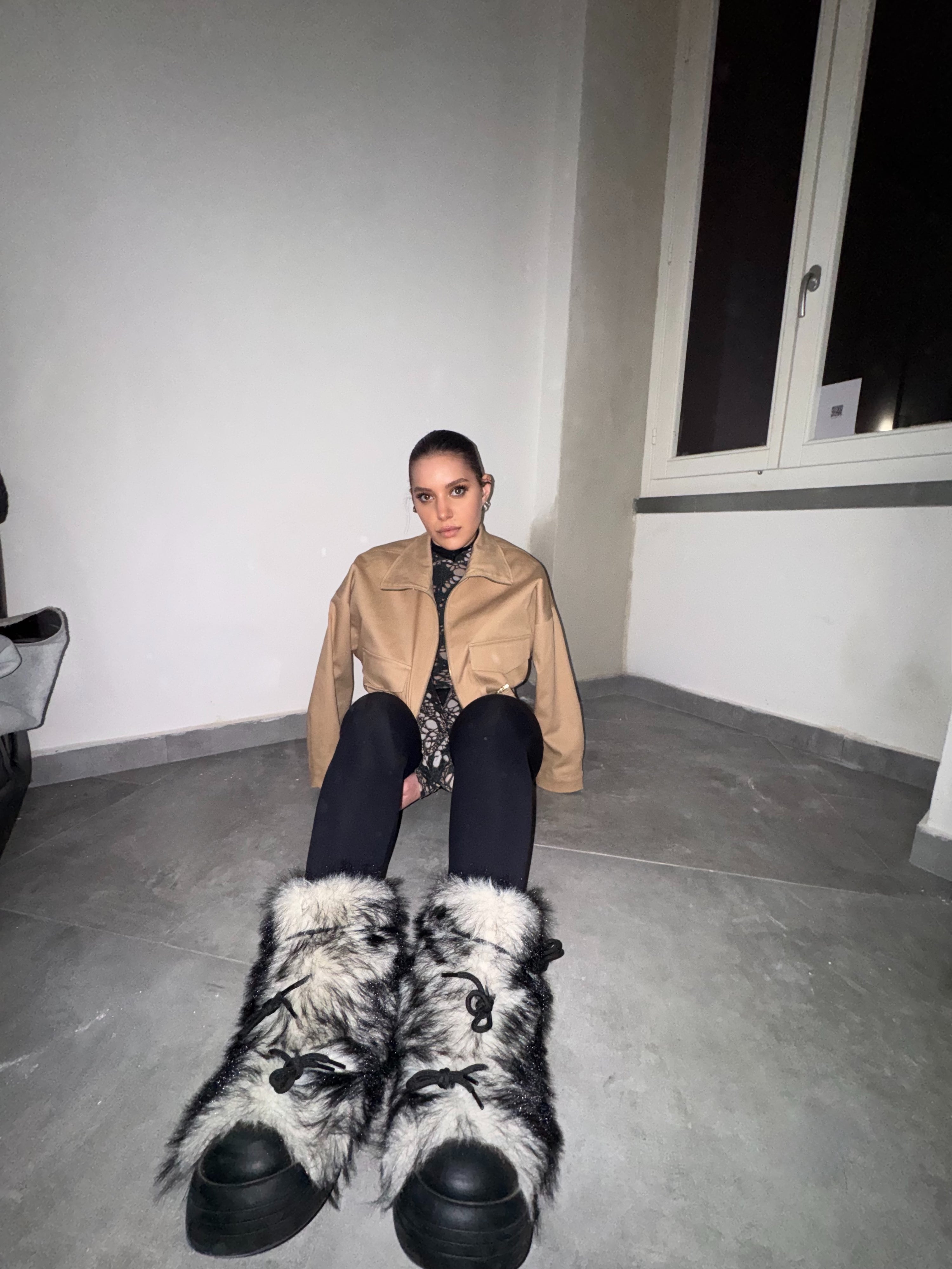 Yelina Selection - Crop Jacket Cachi